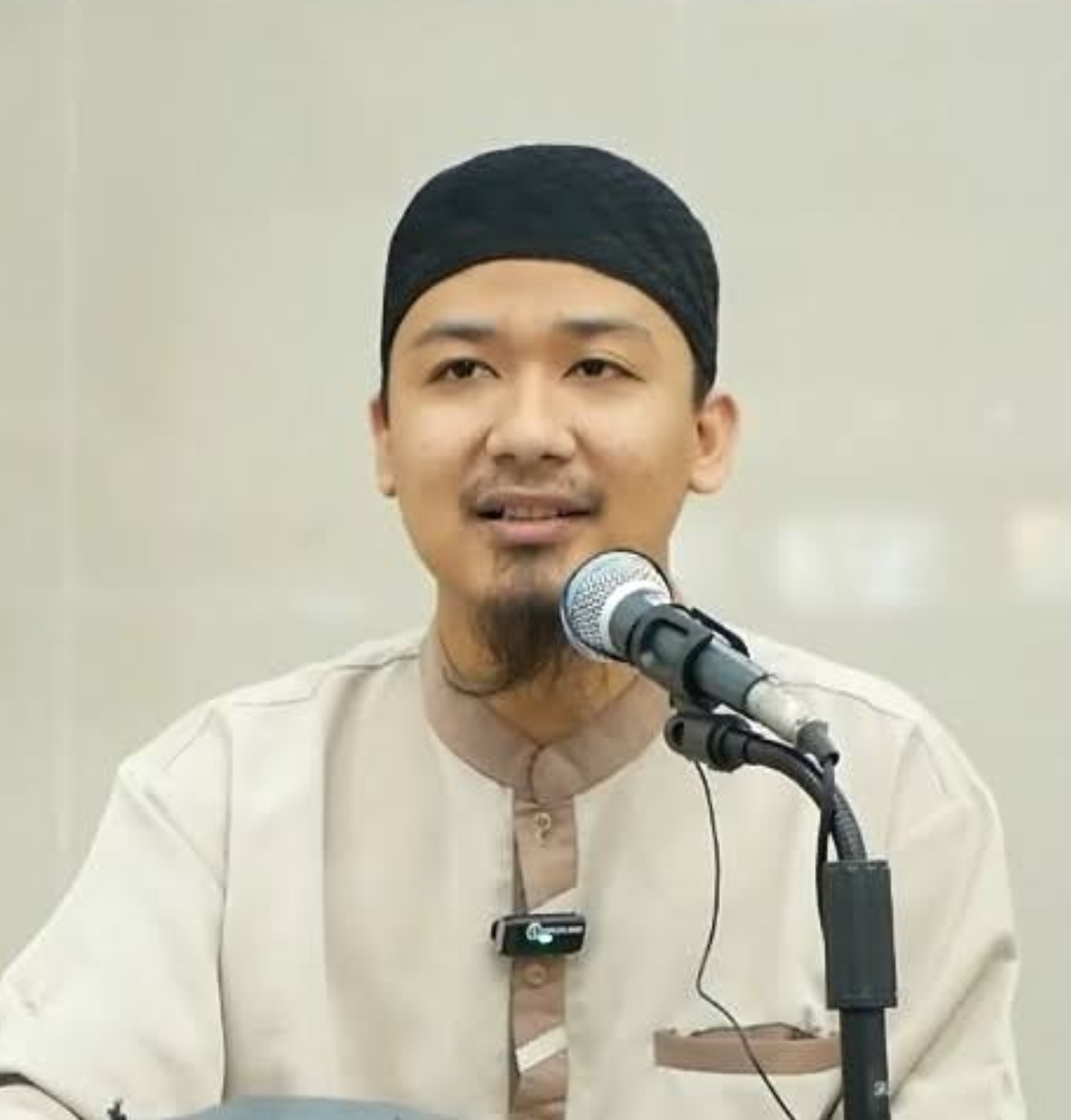 Muh. Rujib Abdullah, S.H., Gr., M.Pd.